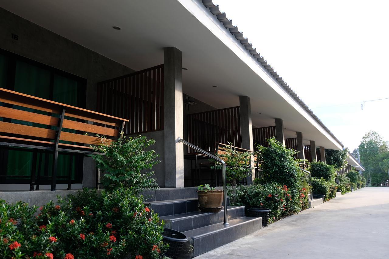 Nam Sai Loft Resort Chao Lao Beach Exteriör bild